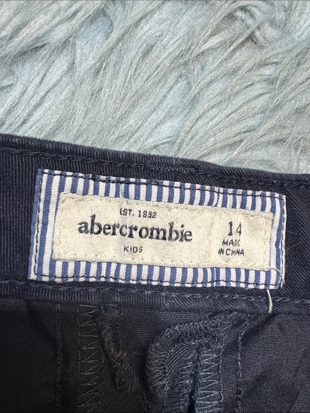 Abercrombie & Fitch Navy Rolled-Hem Chino Bermuda Shorts sz 14